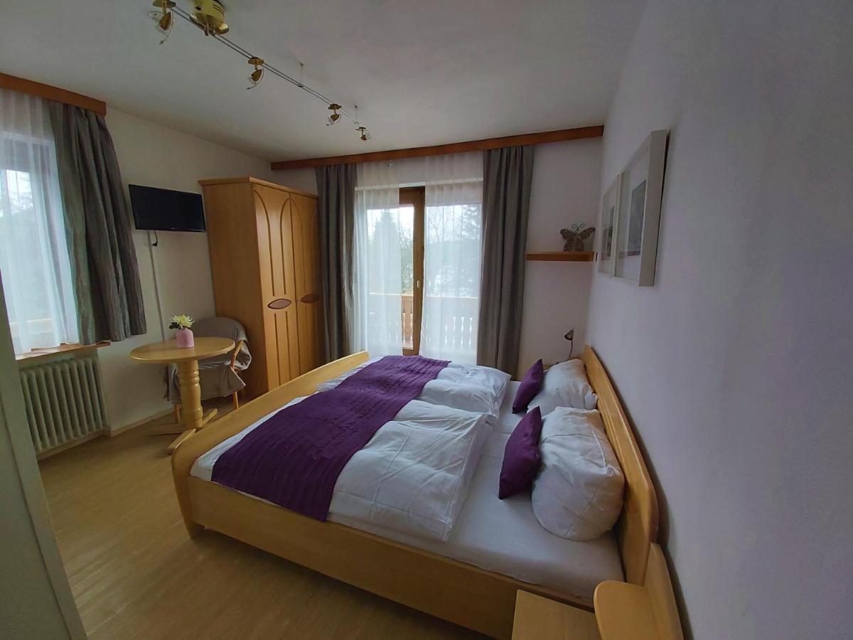 B&B Pension Karlsdorfer Hof Seeboden Exterior foto