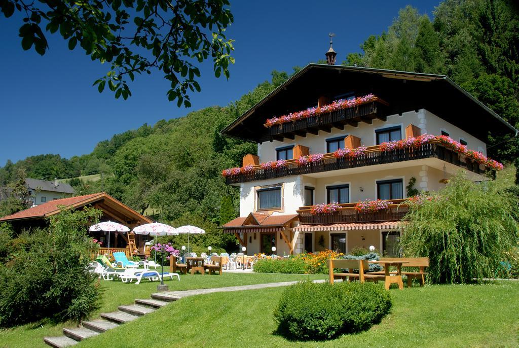 B&B Pension Karlsdorfer Hof Seeboden Exterior foto