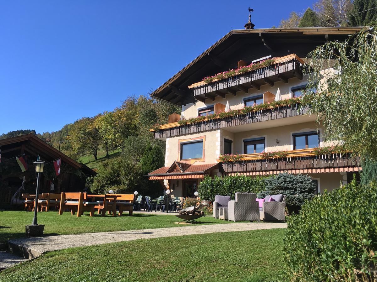 B&B Pension Karlsdorfer Hof Seeboden Exterior foto
